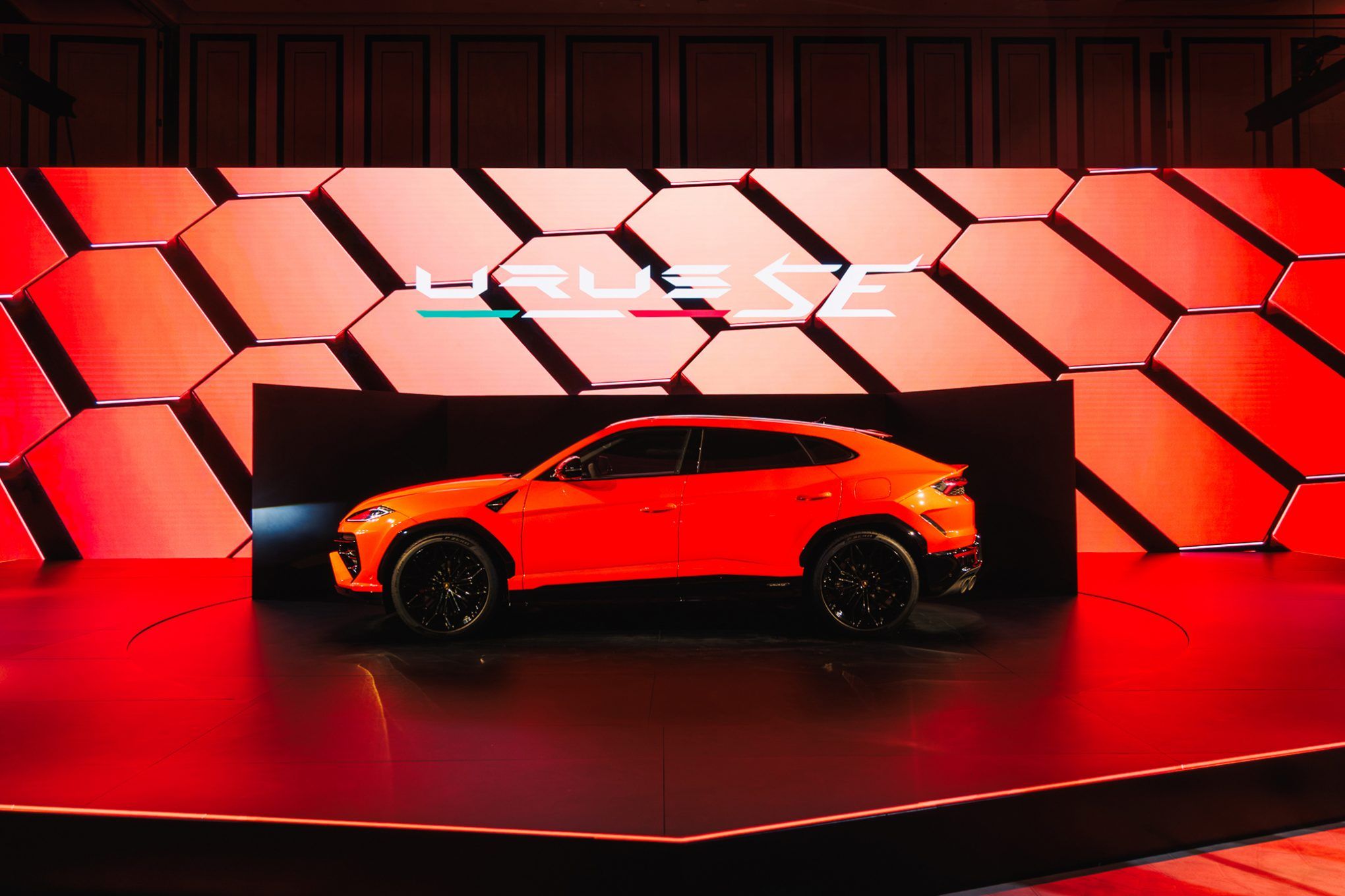 Urus SE Regional Premiere